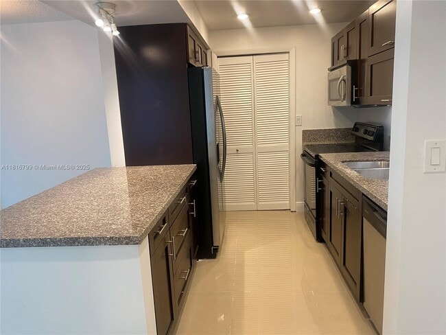 Photo - 100 Lakeview Dr Condo Unit 316