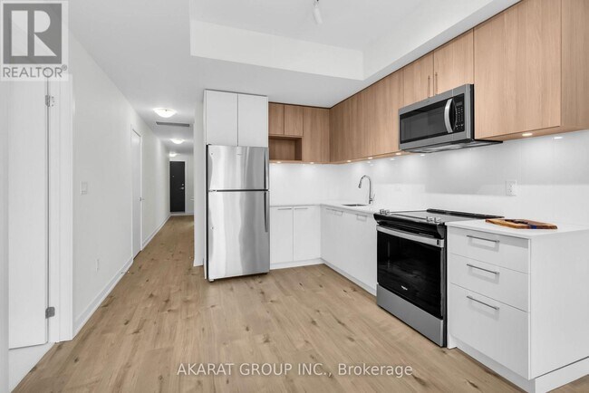 Photo - 498 Plains Rd E