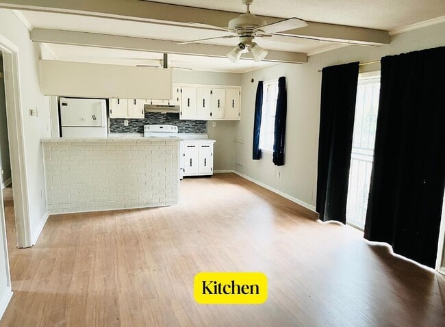 Building Photo - 5057 Gull Rd