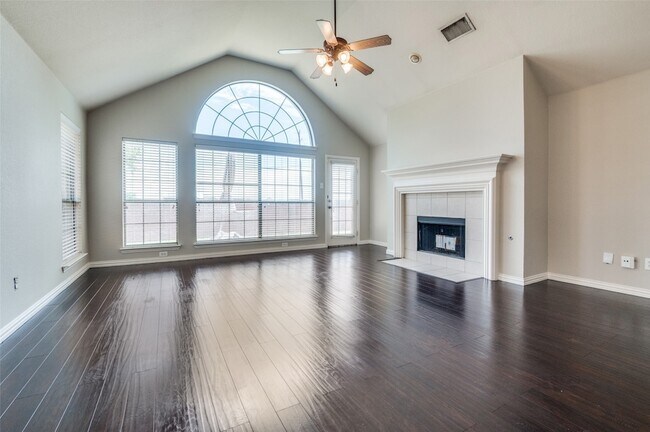 Photo - 2767 Waterway Dr