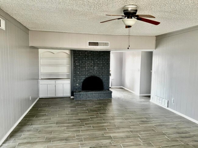 Photo - 1618 Dale Douglas Dr