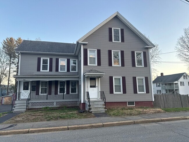 Building Photo - 8 Central St Unit Apt 3