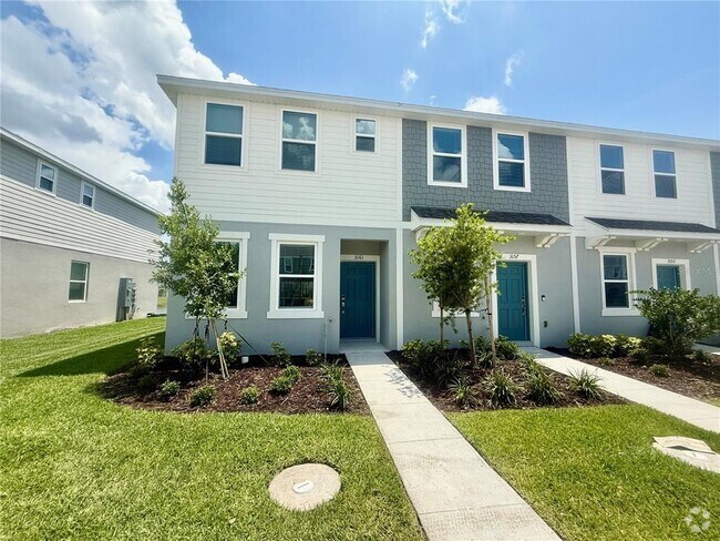 Building Photo - 3161 Skyline Lp Rental