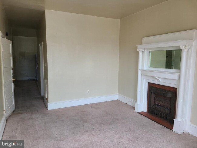 Photo - 6326 McCallum St