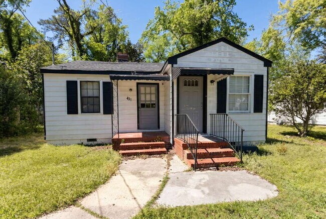 Photo - 431 Bussey Ave