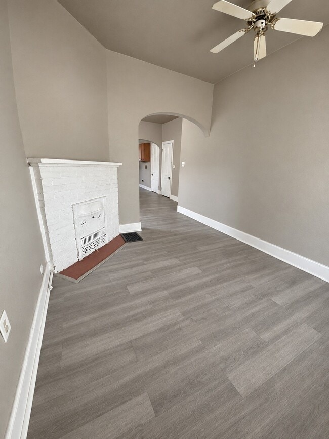 63 Drake Ave Unit 2