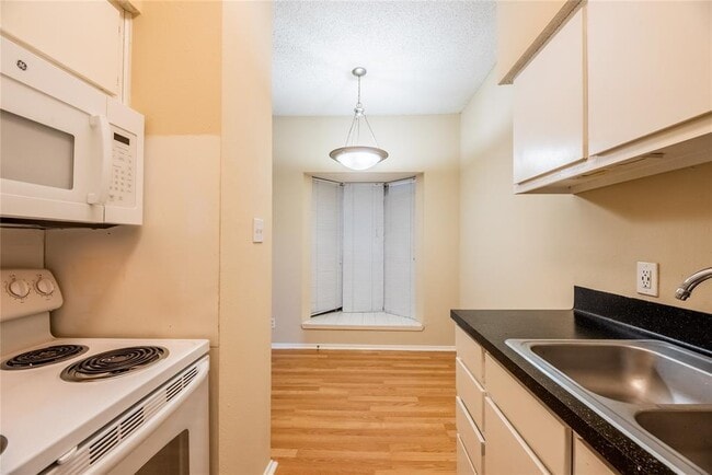 Photo - 2818 Nueces St Unidad 304