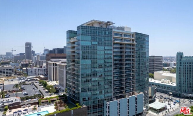 Building Photo - 3785 Wilshire Blvd Unit 1504 Rental