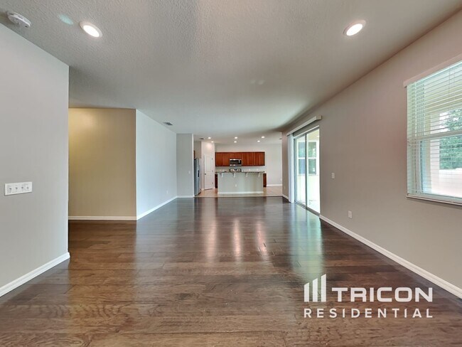 Photo - 3208 Macintosh Rd