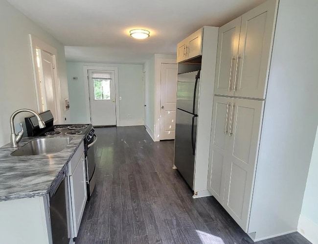 59 Washington St Unit 2