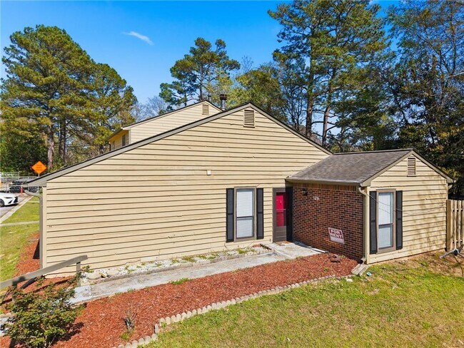 Photo - 129 Sandalwood Cir