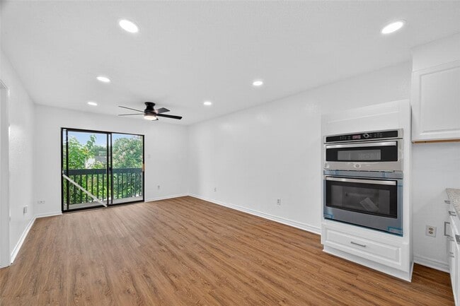 Photo - 1516 Bay Area Blvd Condo Unit R4