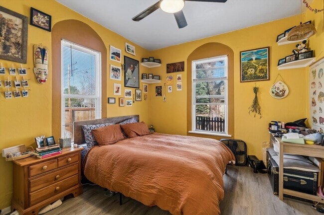 Photo - 1843 Grove St Unit Beautifully Updated #1