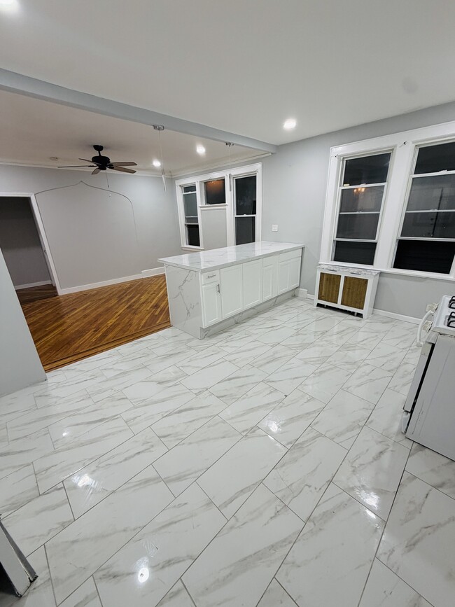 15 Finlay Pl Unit 1L