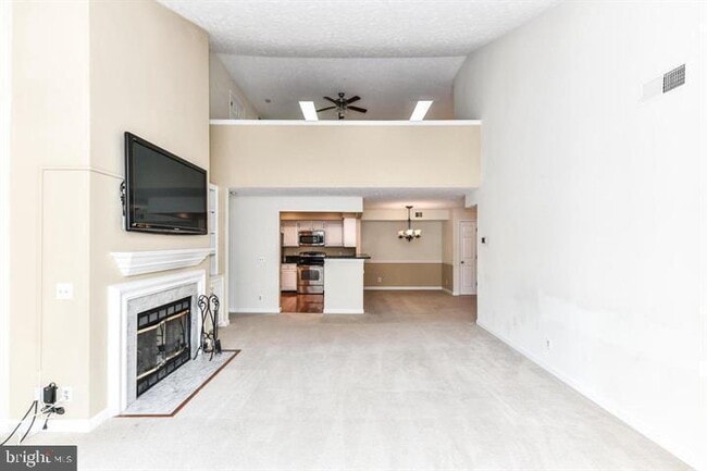Photo - Expansive Loft-Style Living in a Resort-Like Community Unit 4
