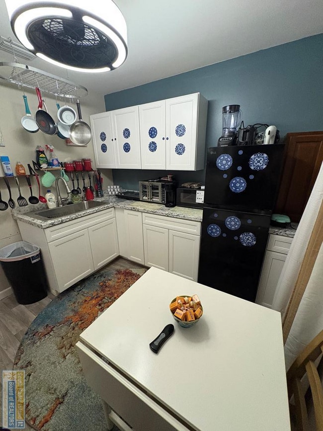 Photo - 123 Las Joyas Blvd