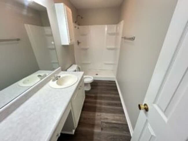 Photo - 220 Deer Hound Trail