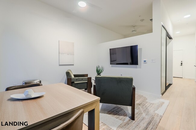 Photo - 2623 Keene St Unit 433