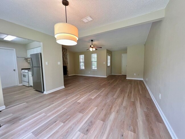 Photo - 6913 Tomy Lee Trail