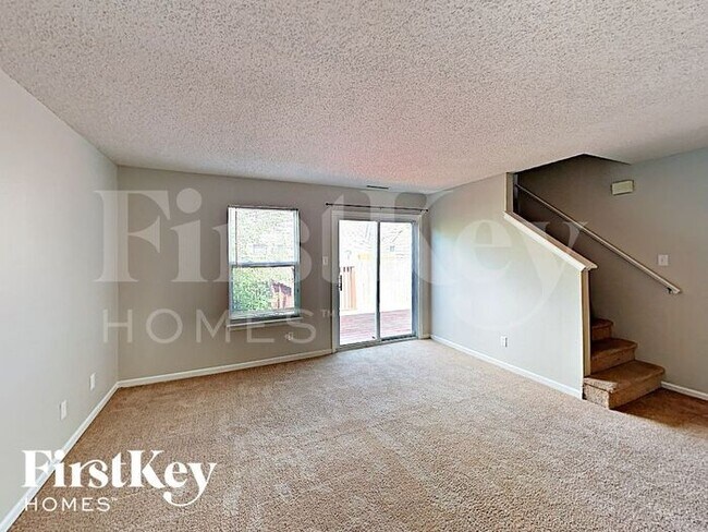 Photo - 6616 Kinnerton Dr