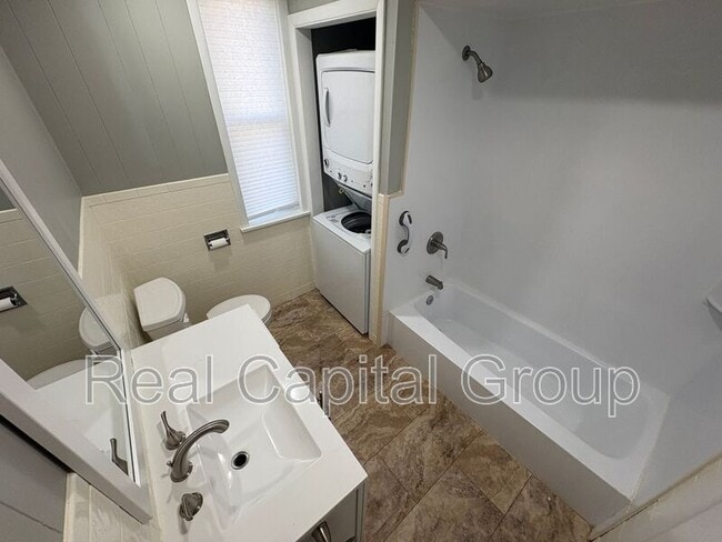 Photo - 306 3rd St Unidad 3