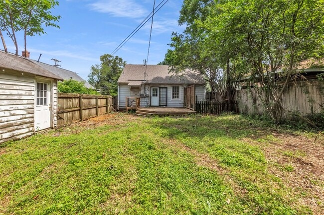Photo - 2 bed 1 bath by the University of Memphis