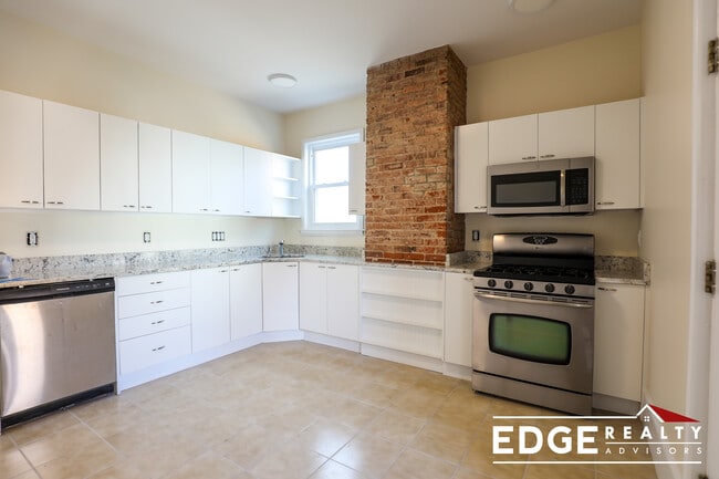 Photo - 74 Aldie St Unit 2