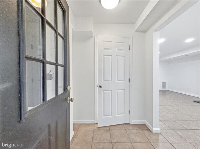 Photo - 1813 8th St NW