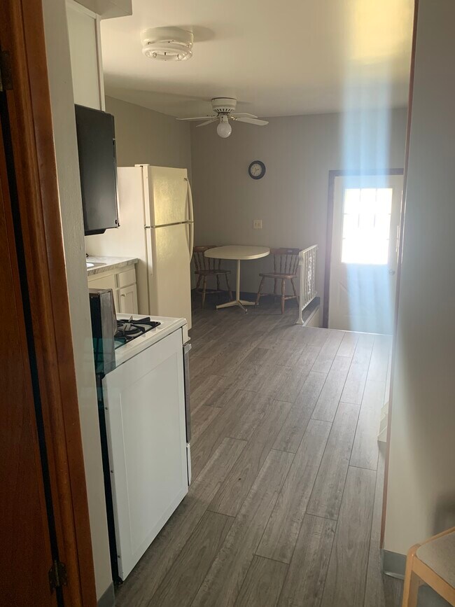 260 S Meridian Rd Rental For Rent in Youngstown, OH