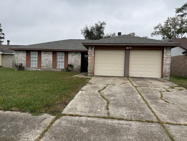 Building Photo - 13323 S Thorntree Dr