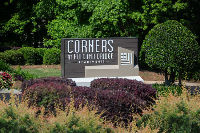 Photo - Corners at Holcomb Bridge Apartments