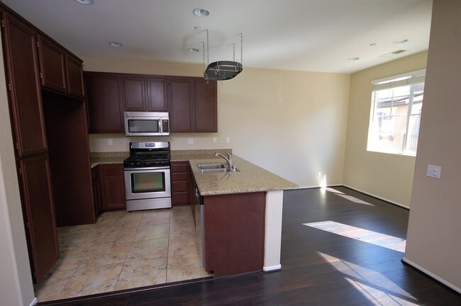 Photo - Tri-level Riverwalk Townhouse in Santee