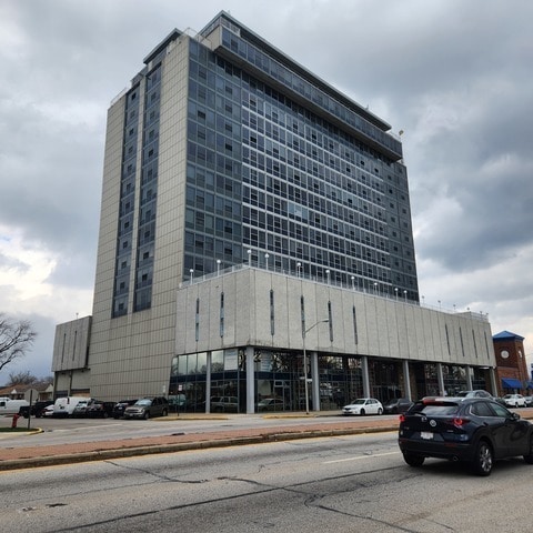 Building Photo - 7234 W North Ave Unit 907