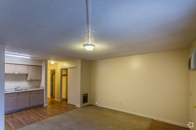Photo - Ridgecrest Apartments