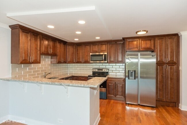 Photo - 16 E Old Willow Rd Unit 206-S