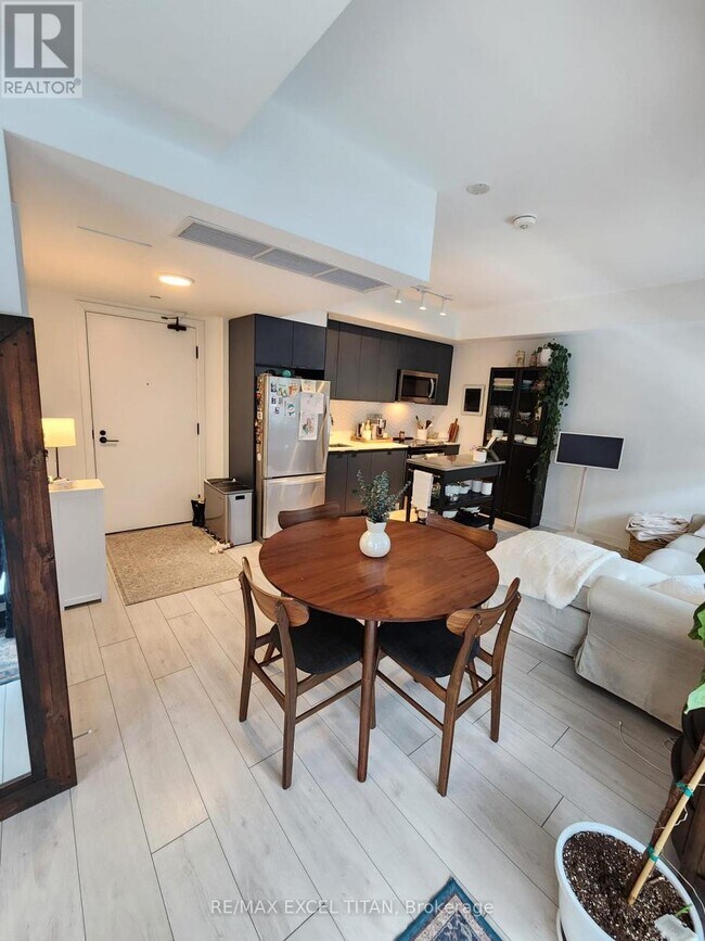 Photo - 1612 Charles St Unit 327