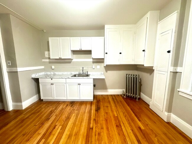 Photo - 589 Pleasant St Unidad 4R