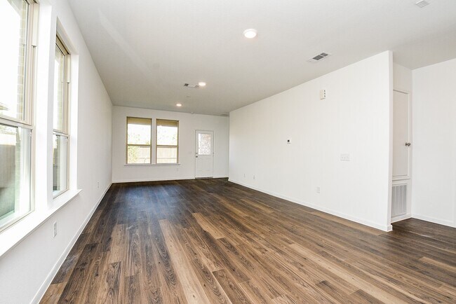 Photo - 14499 Cedar Ledge Ln