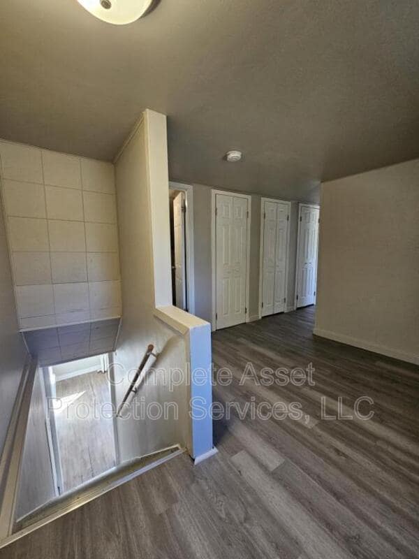 Photo - 1424 Parkview Ave