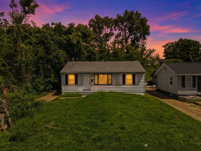 Building Photo - 8515 Jenny Dr