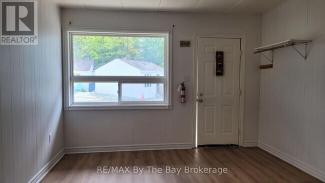 Photo - 280 River Rd E Unit A05