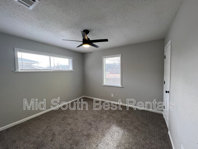 Photo - 1791 Tampa Cove