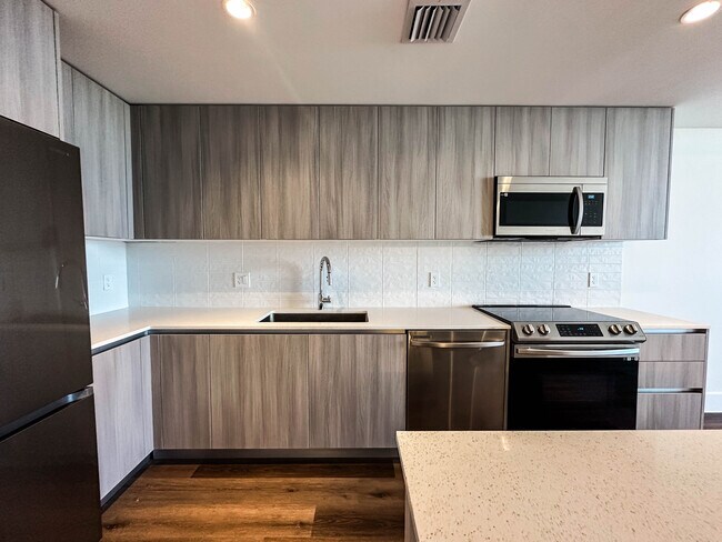 Photo - 2700 SW 29th Ave Unit S2