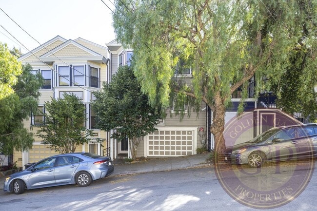 Building Photo - Noe Valley - 4 BR, 3 BA Condo 2,326 Sq. Ft...