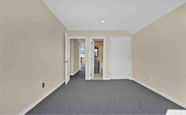 Photo - 88-20 70th Rd