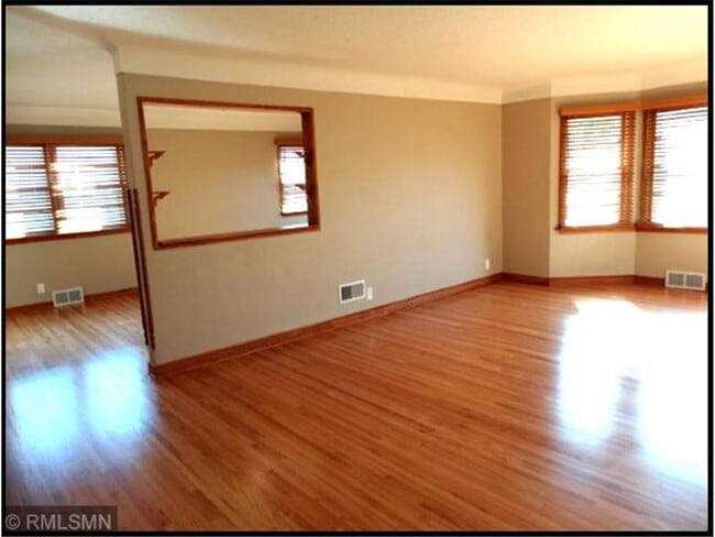 Photo - 2208 Wentworth Ave