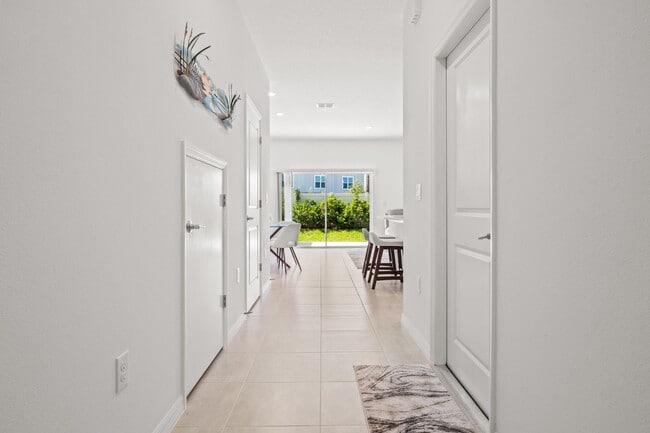 5805 Biscotti St