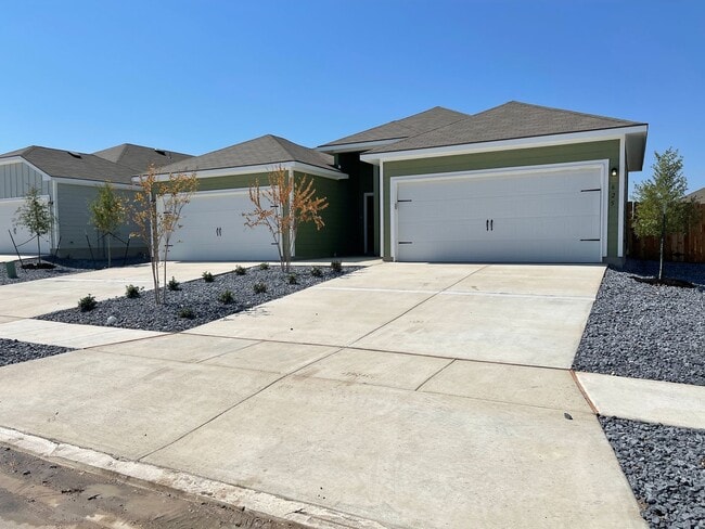 Photo - TOWNHOME FOR RENT