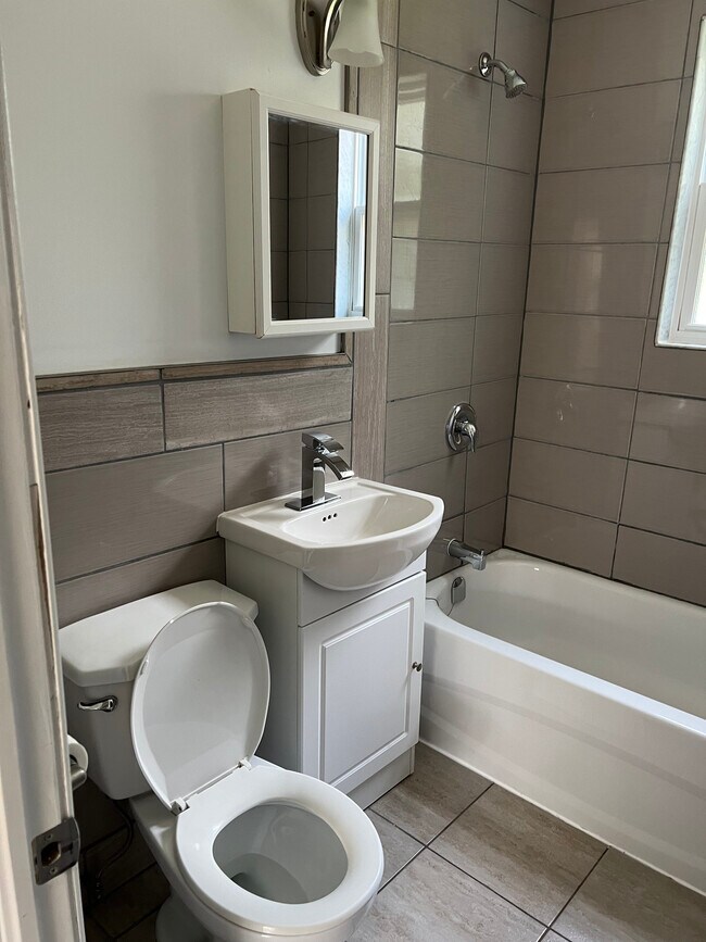 Photo - 343 St Paul St Unit 03