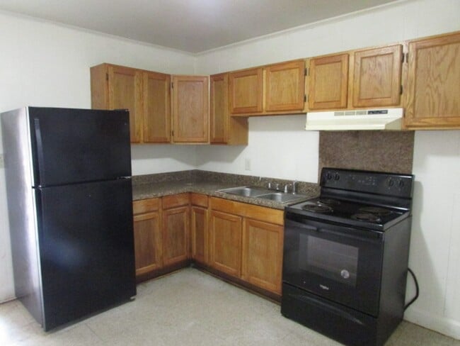 Photo - 135 Highland Ave Unit A